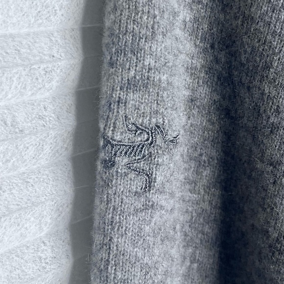 Arc'tery Donavan Crew Neck Sweater
Gray Mens Large Wool Blend Gorpcore - Picture 14 of 16